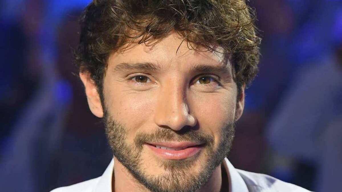 Stefano De Martino, Come Sarà E Quando Inizia Affari Tuoi? A Inizio ...