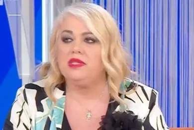 Rossella Erra attacca a La volta buona: “Insulti e minacce di morte, mi dicono che faccio schifo”